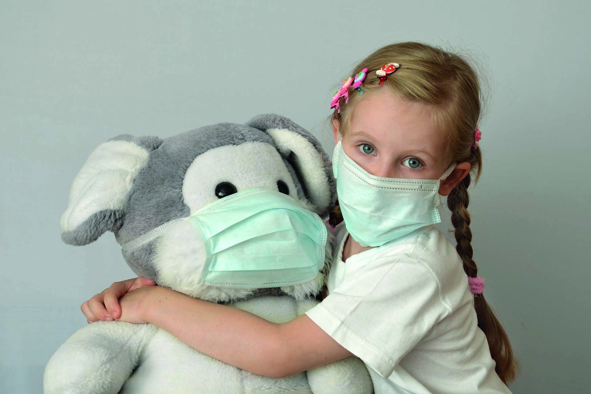 изолированный ребенок. Cruel medical kids. изоляция ребенка. больные дети в детском доме. изолированный ребенок.